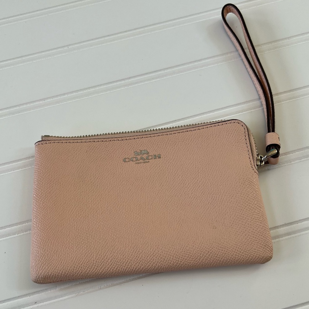 Coach Zipper Wristlet